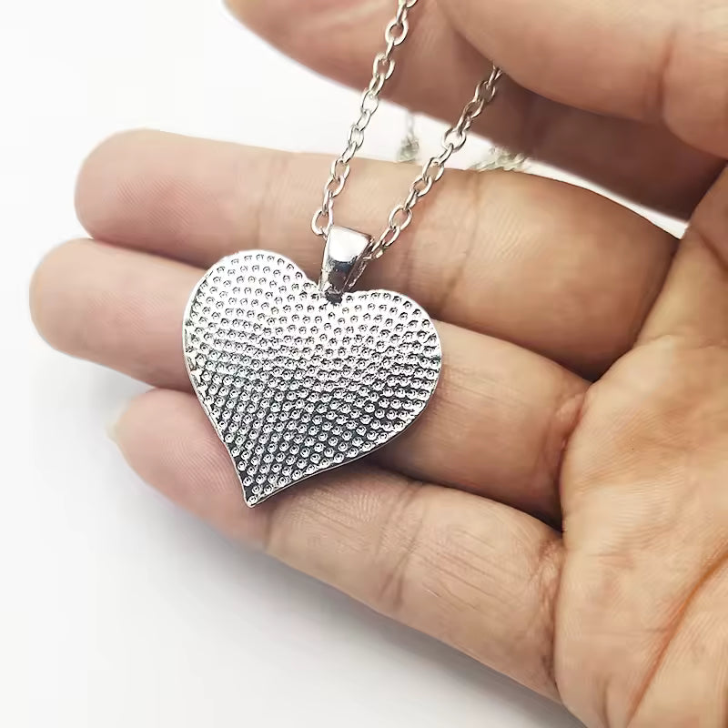"To My Mom Never Forget That I Love You" Heart Necklace