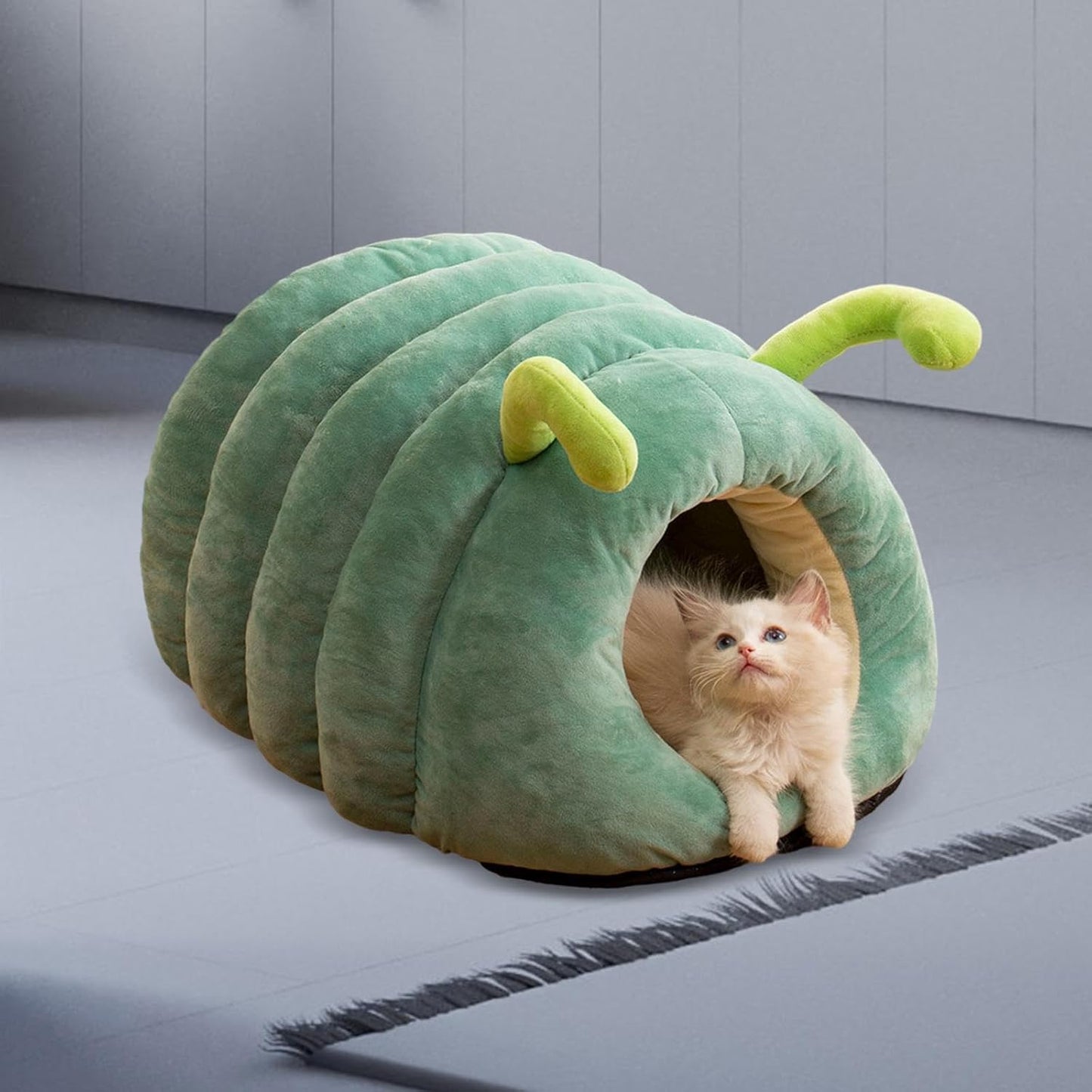 Cute Caterpillar Shape Pet House Bed QH4