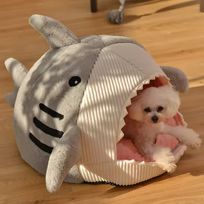 Enclosed Shark Cave Cat Bed Pet House Bed QH8