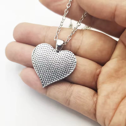 "To My Mom Never Forget That I Love You" Heart Necklace
