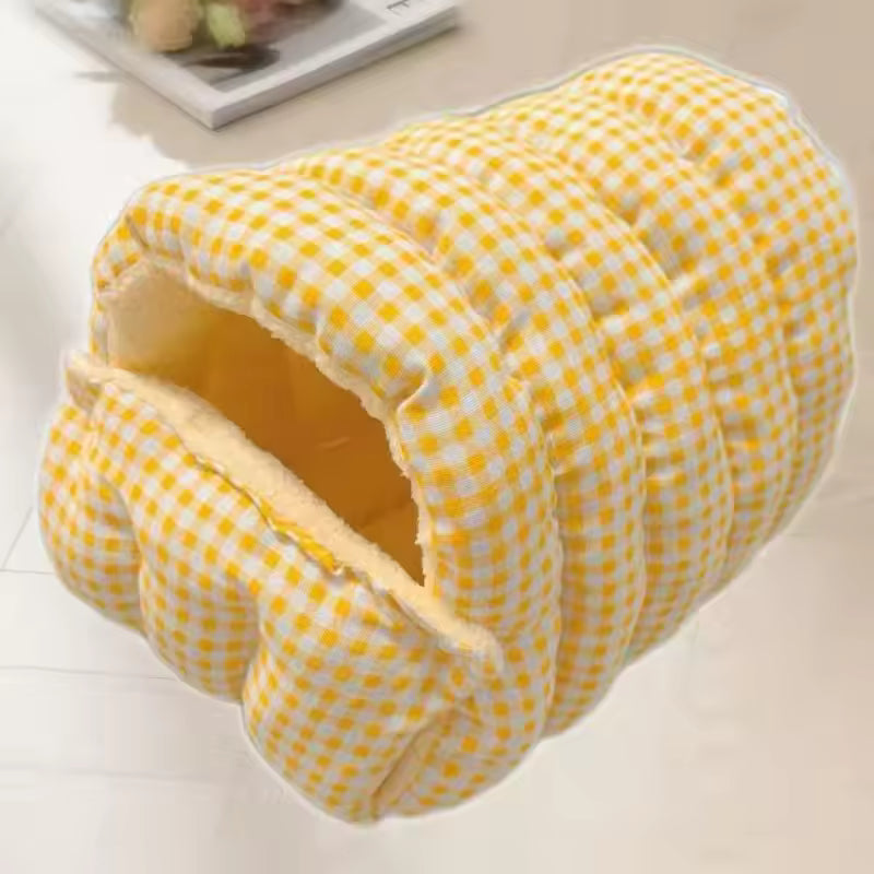 Warm, Detachable & Scratch-Resistant Gingham Pet House Bed QH7