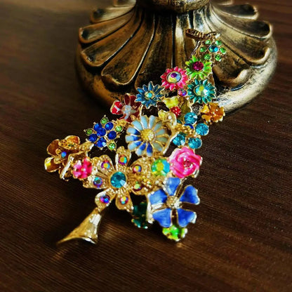 Baroque Luxury Christmas Tree Design Brooch