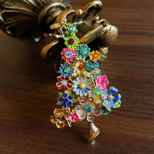 Baroque Luxury Christmas Tree Design Brooch