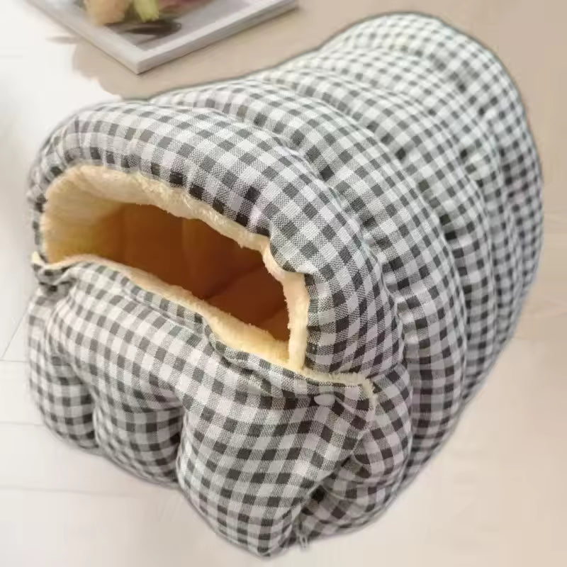Warm, Detachable & Scratch-Resistant Gingham Pet House Bed QH7