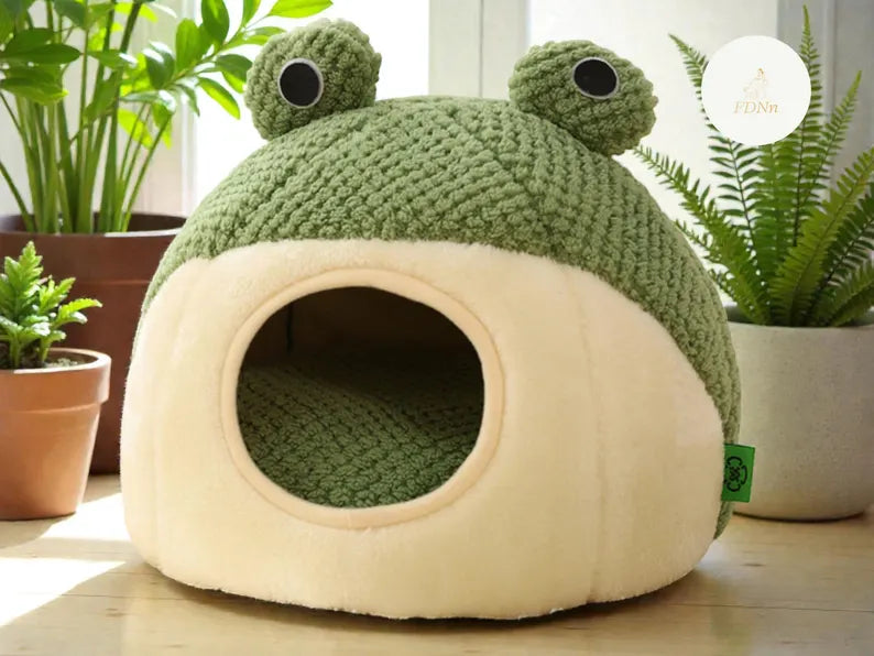 Cute Frog Hooded Cat Bed Pet House Bed QH2